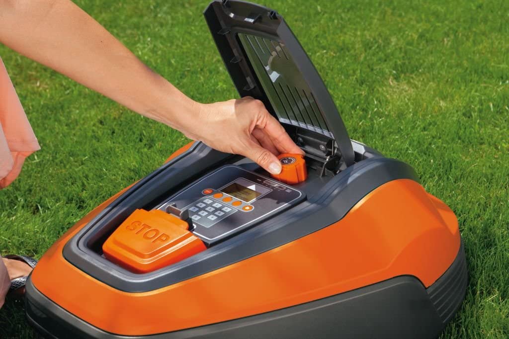 500 GO Robotic Lawn Mower
